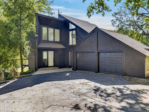 674 Skyline Drive, Sparta, TN 38583