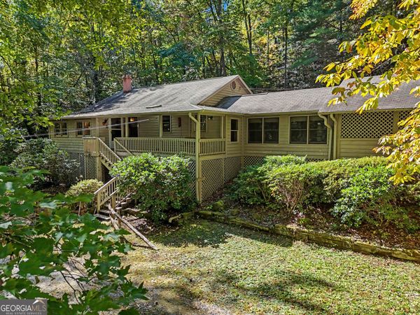 596 Moses Road, Rabun Gap, GA 30568