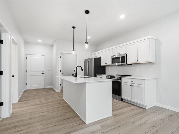 4428 Deer Creek Rd, Unit 108, Iowa City, IA 52246