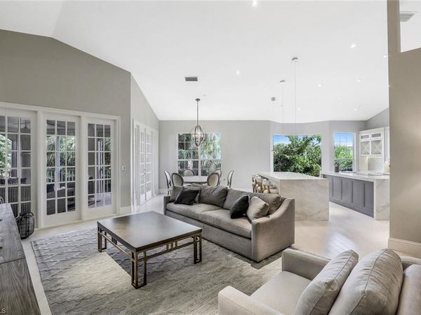 107 Colonade CIR , Unit 103, NAPLES, FL 34103