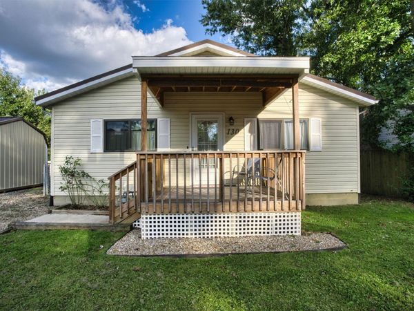 130 Elliott Avenue , Buckeye Lake, OH 43008