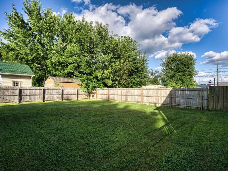 130 Elliott Avenue, Buckeye Lake, OH 43008 Photo 3