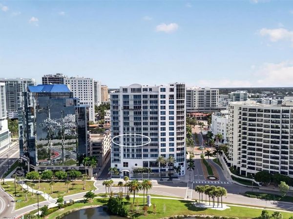 1233 N GULFSTREAM AVENUE, Unit 401, SARASOTA, FL 34236