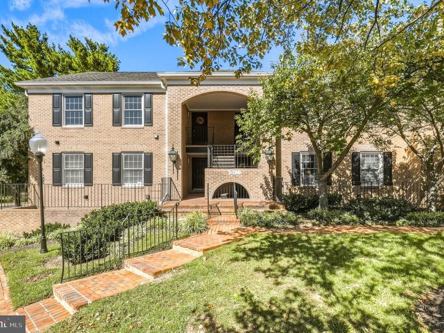5700 Brewer House Circle, Unit 202-11, Rockville, MD 20852 Main Photo