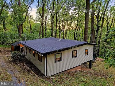 892 MASSANUTTEN MOUNTAIN DRIVE , FRONT ROYAL, VA 22630