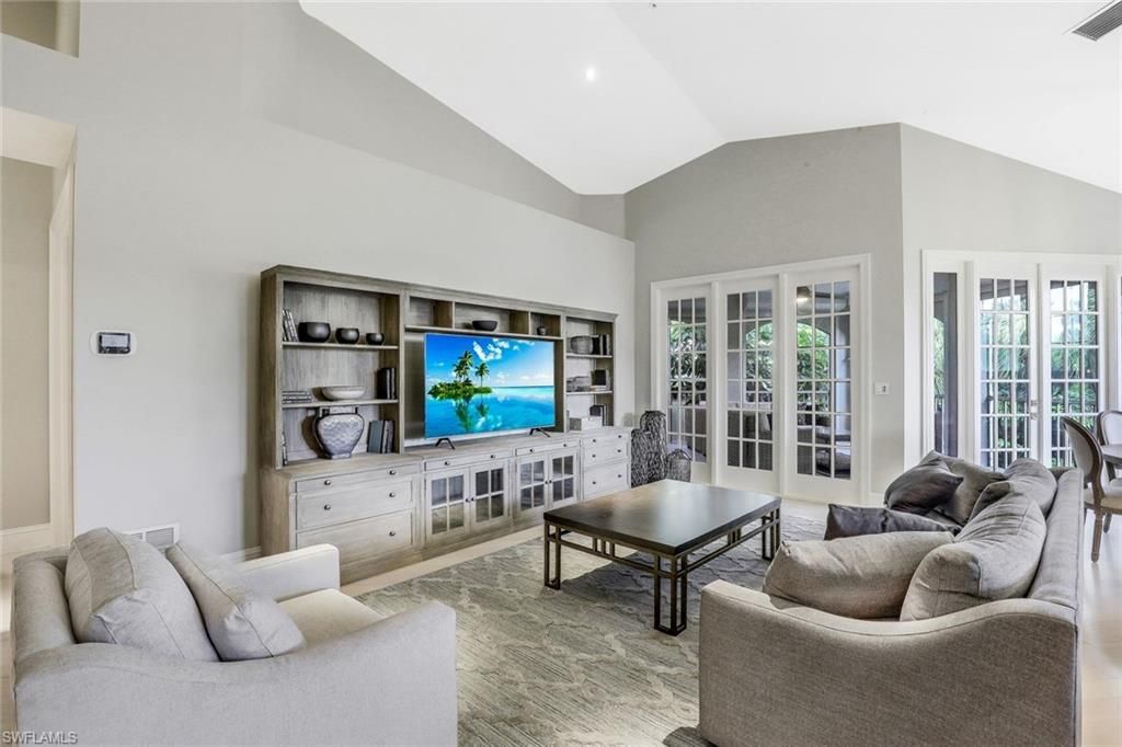 107 Colonade Cir , Unit 103, Naples, FL 34103 Photo