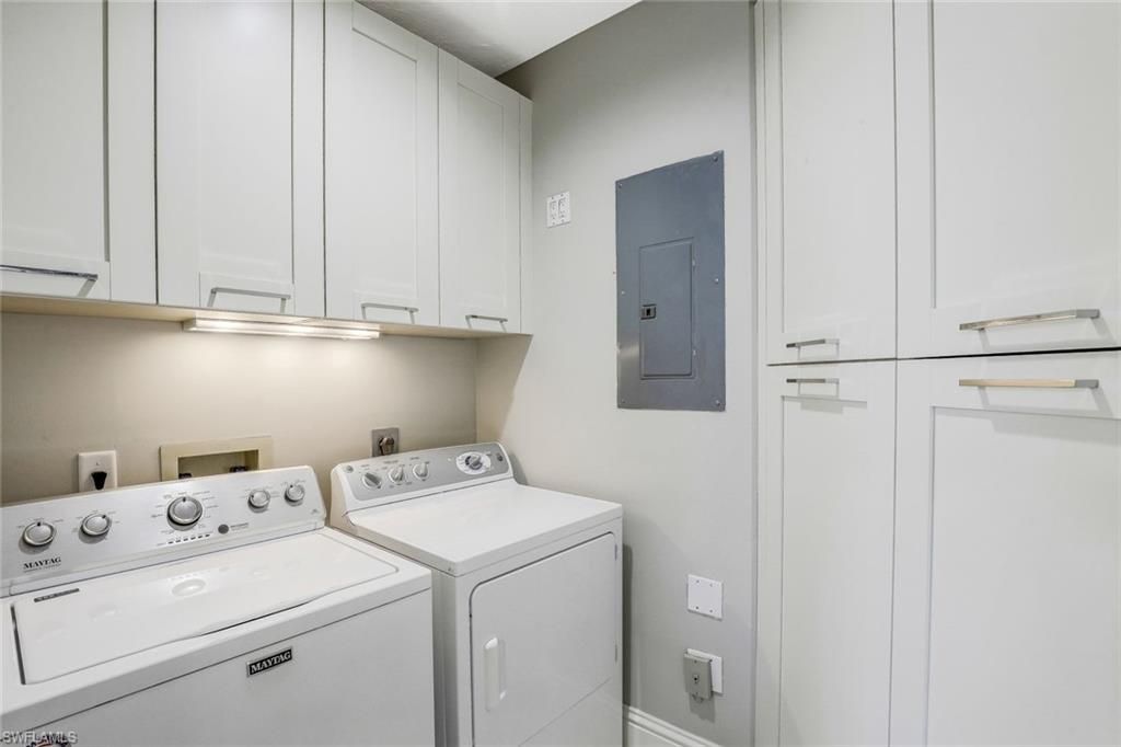 107 Colonade Cir , Unit 103, Naples, FL 34103 Photo
