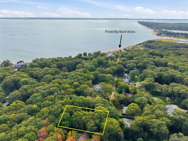 965 Smith Road , Peconic, NY 11958