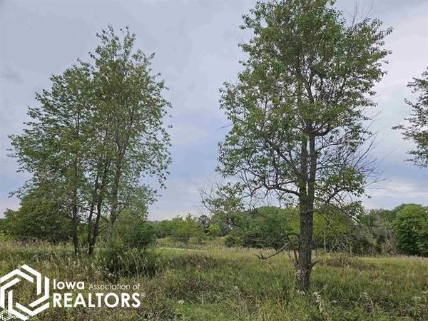 1751 Iris Avenue, Fairfield, IA 52556