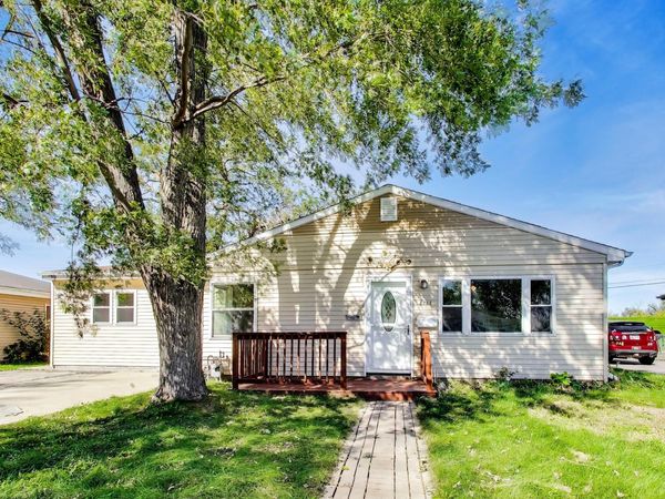 3213 North Drive , Highland, IN 46322
