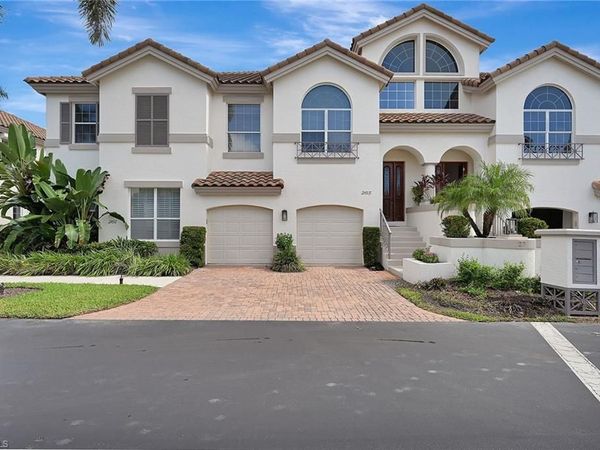 265 Colonade CIR , Unit 2703, NAPLES, FL 34103