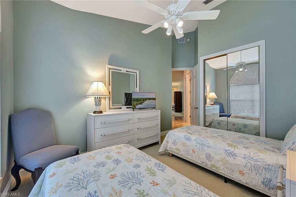 265 Colonade Cir , Unit 2703, Naples, FL 34103 Photo