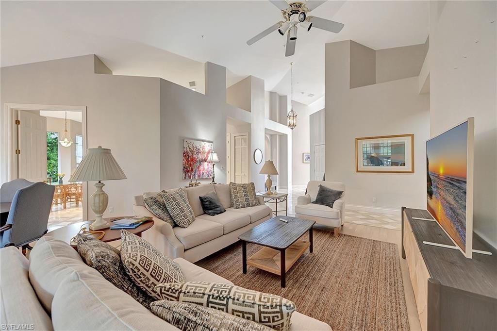 265 Colonade Cir , Unit 2703, Naples, FL 34103 Photo