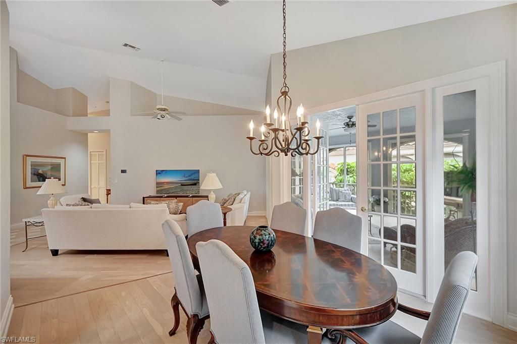265 Colonade Cir , Unit 2703, Naples, FL 34103 Photo
