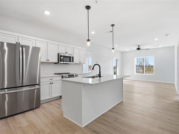 4428 Deer Creek Rd, Unit 109, Iowa City, IA 52246