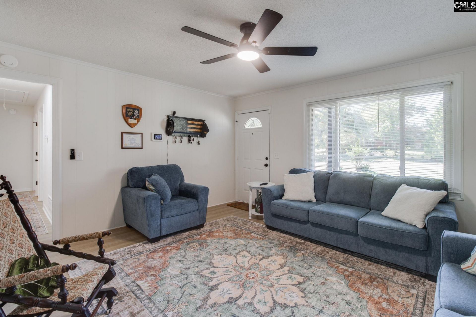 213 Crestmore Drive  Photo 6