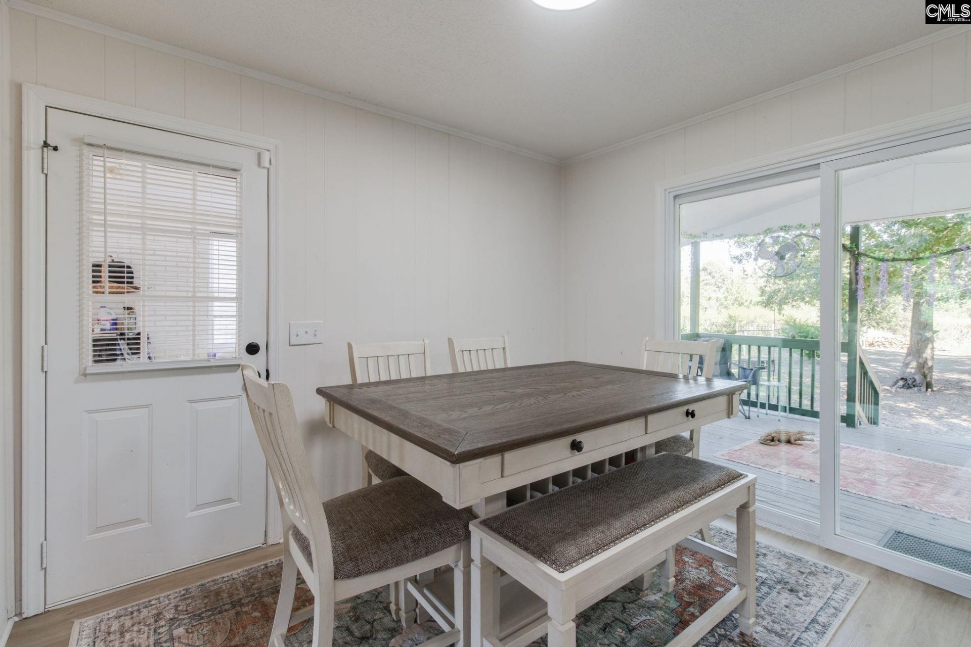 213 Crestmore Drive  Photo 8