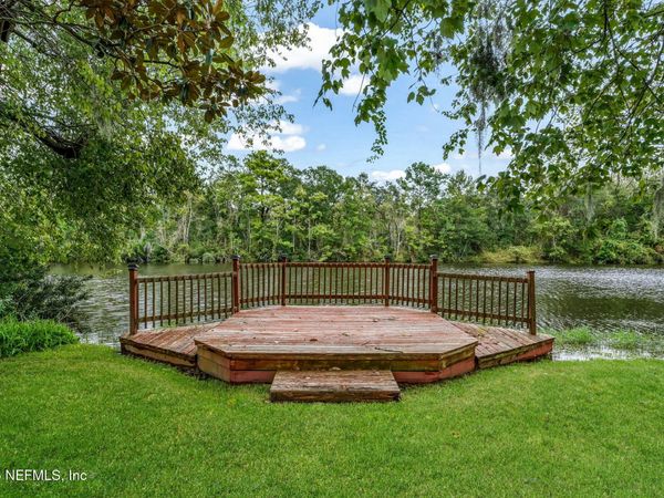 2051 OAK WATER Drive, Jacksonville, FL 32225