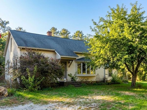 17655 112th Avenue, Nunica, MI 49448