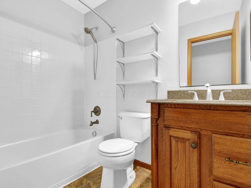 7764 Jefferson Run , Unit 98, Blacklick, OH 43004 Photo 26
