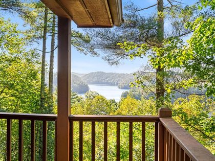 895 Lake Apalachia Acres Murphy, NC 28906