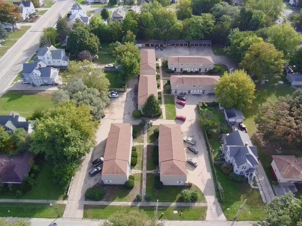 65 LOCUST Street, Unit KNOX, Galesburg, IL 61401