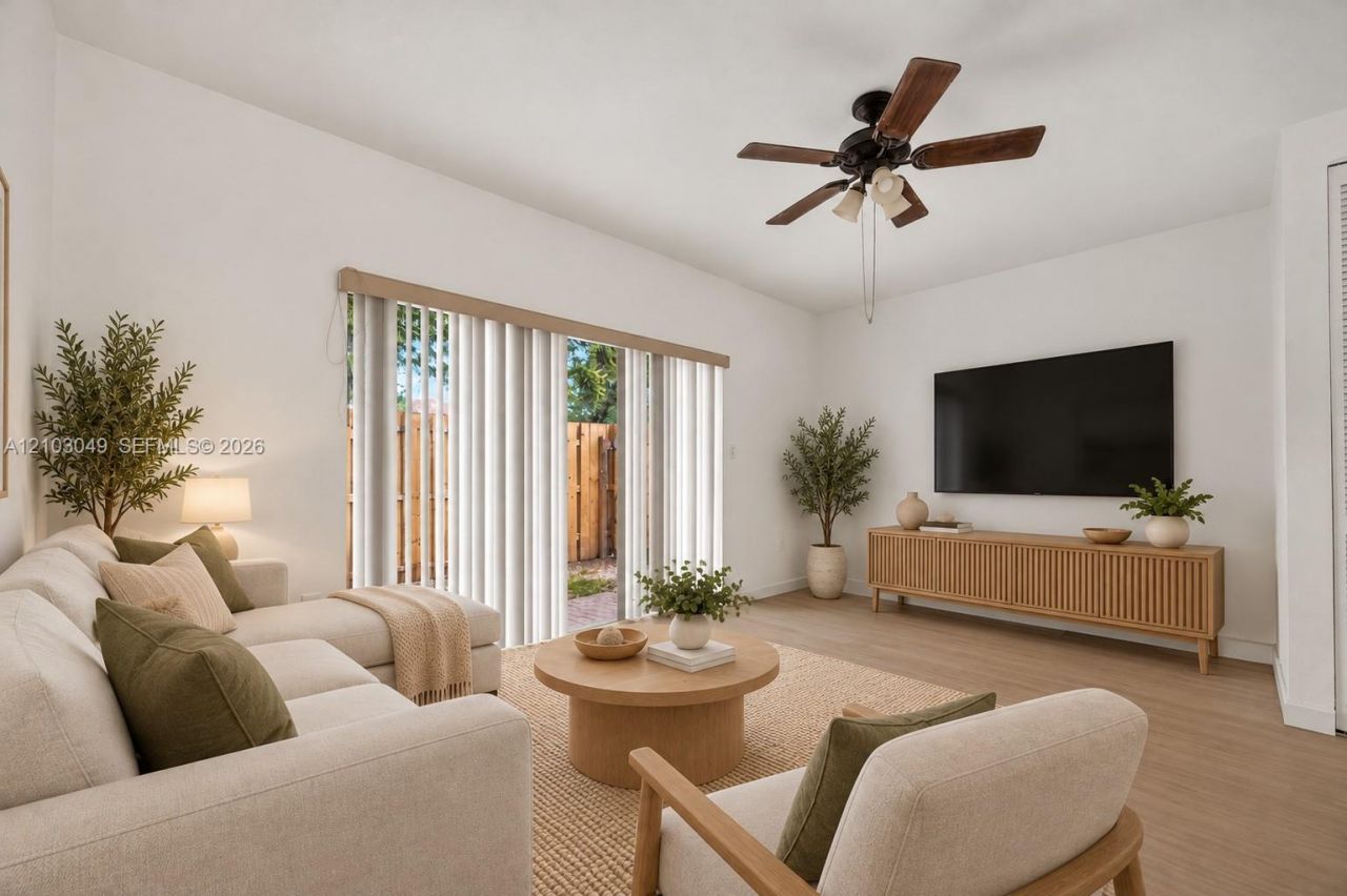 1650 NE 33rd Rd , Unit 112-10, Homestead, FL 33033 Photo