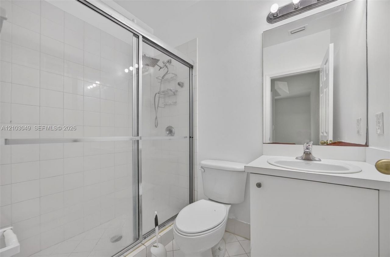 1650 NE 33rd Rd , Unit 112-10, Homestead, FL 33033 Photo