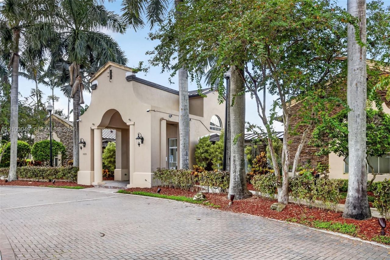 1650 NE 33rd Rd , Unit 112-10, Homestead, FL 33033 Photo