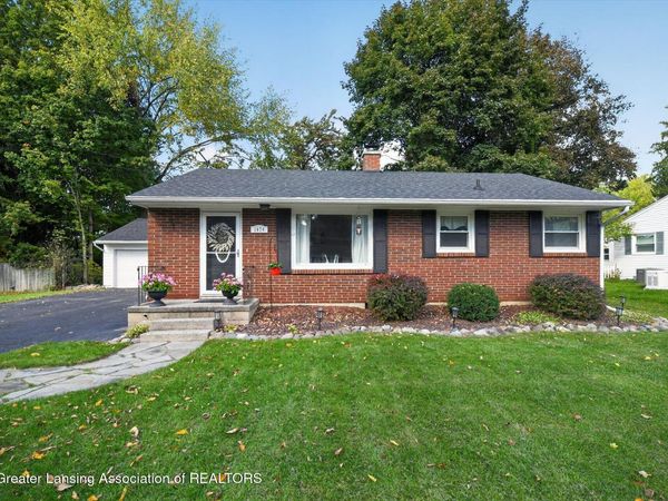 1474 Wilshire Road, Haslett, MI 48840