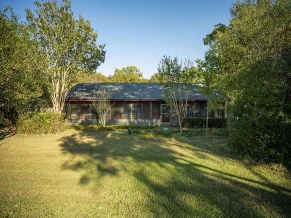 133 Dowdle Drive, Columbus, MS 39702