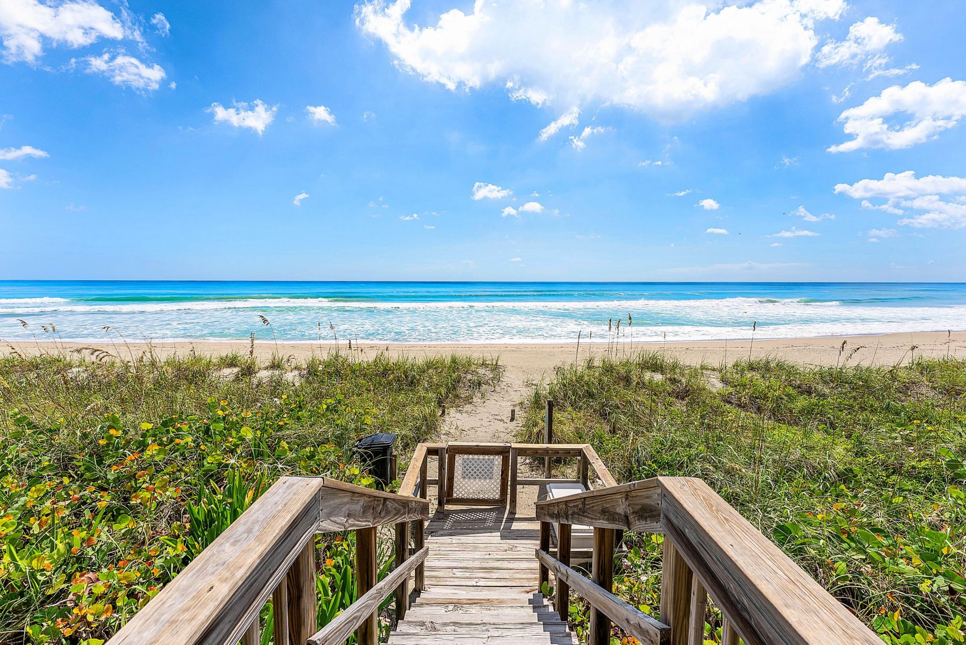 13 Sloans Curve Drive, Palm Beach, FL 33480 Photo
