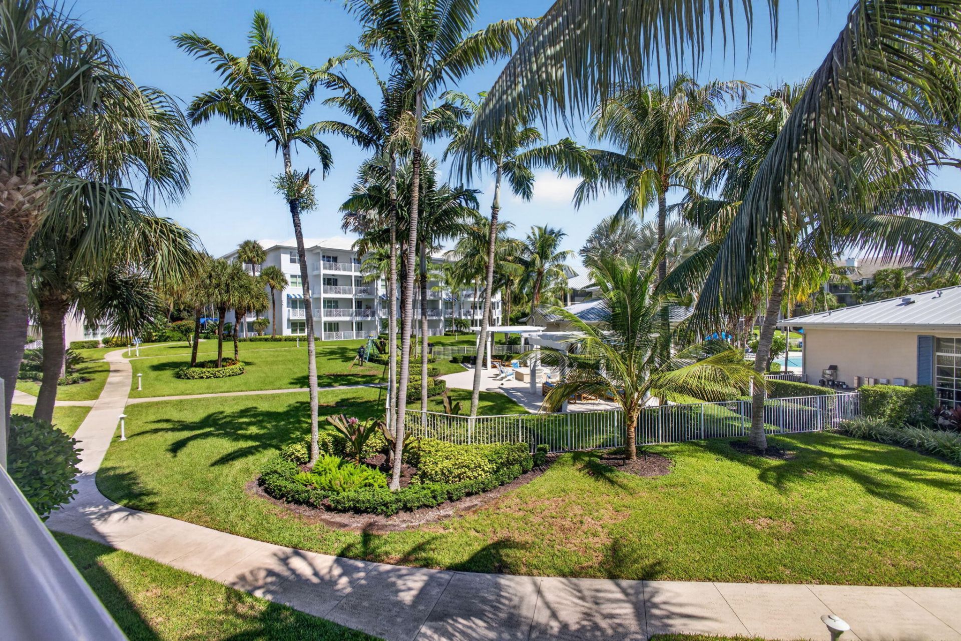 822 Bay Colony Drive S, Juno Beach, FL 33408 Photo