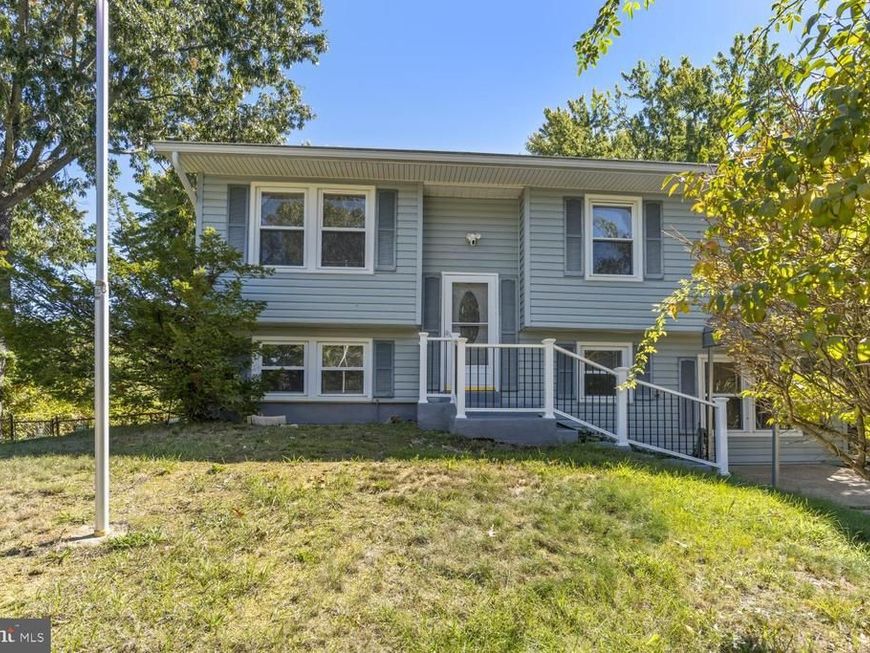 1015 Floyd Avenue, Waldorf, MD 20602 Main Photo