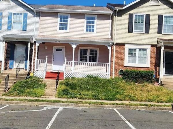 1909 FORT MONROE COURT, DUMFRIES, VA 22026