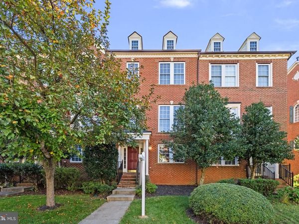 3925 SHAWFIELD LANE, FREDERICK, MD 21704