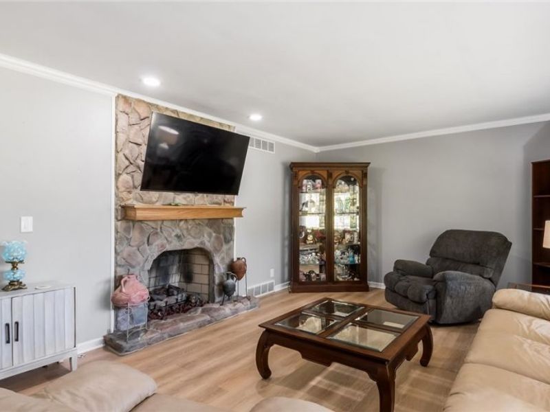 2574 E Newman Street , Zanesville, OH 43701 Photo 12