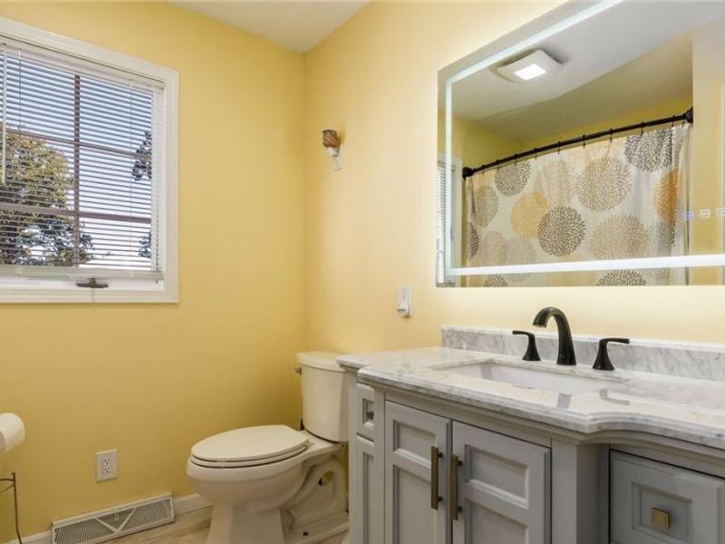 2574 E Newman Street , Zanesville, OH 43701 Photo 21