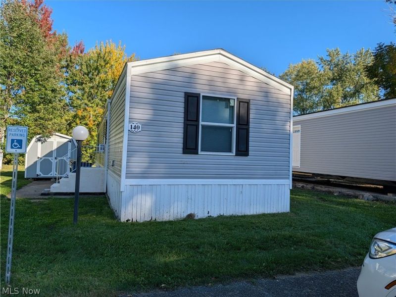 140 Briarcliff Drive, Elyria, OH 44035 Photo 1