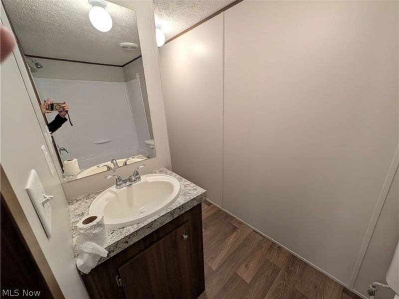 140 Briarcliff Drive, Elyria, OH 44035 Photo 6