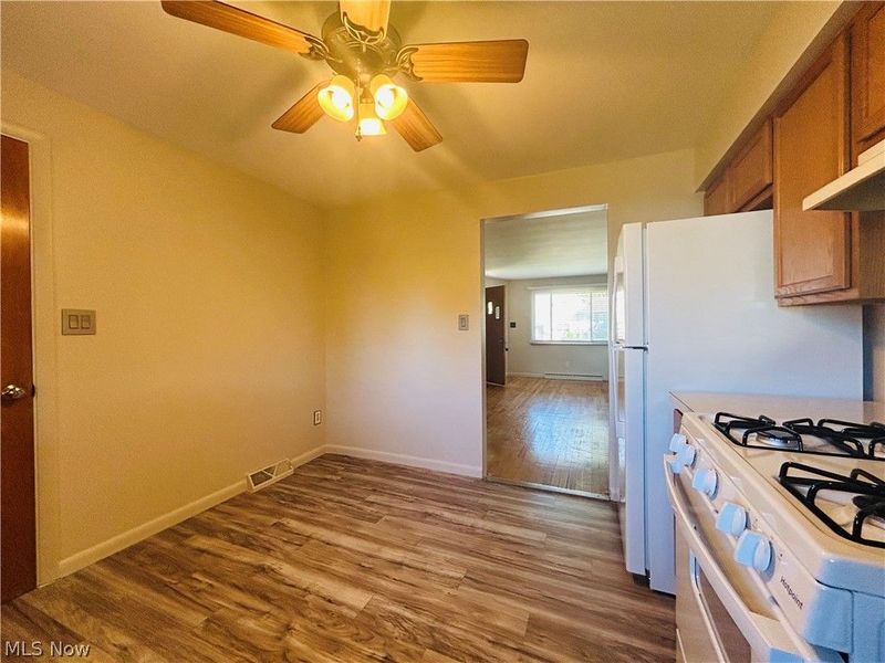 3370 W Bailey Road, Cuyahoga Falls, OH 44221 Photo 10