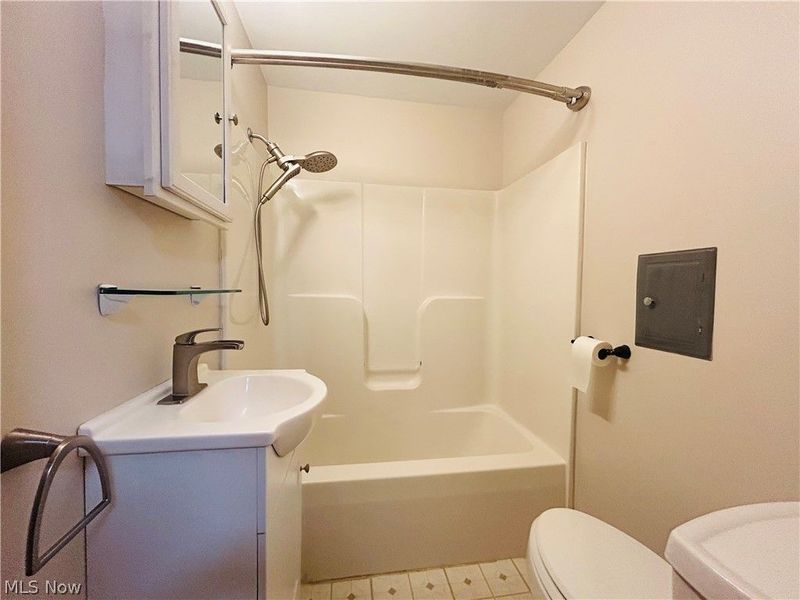 3370 W Bailey Road, Cuyahoga Falls, OH 44221 Photo 16
