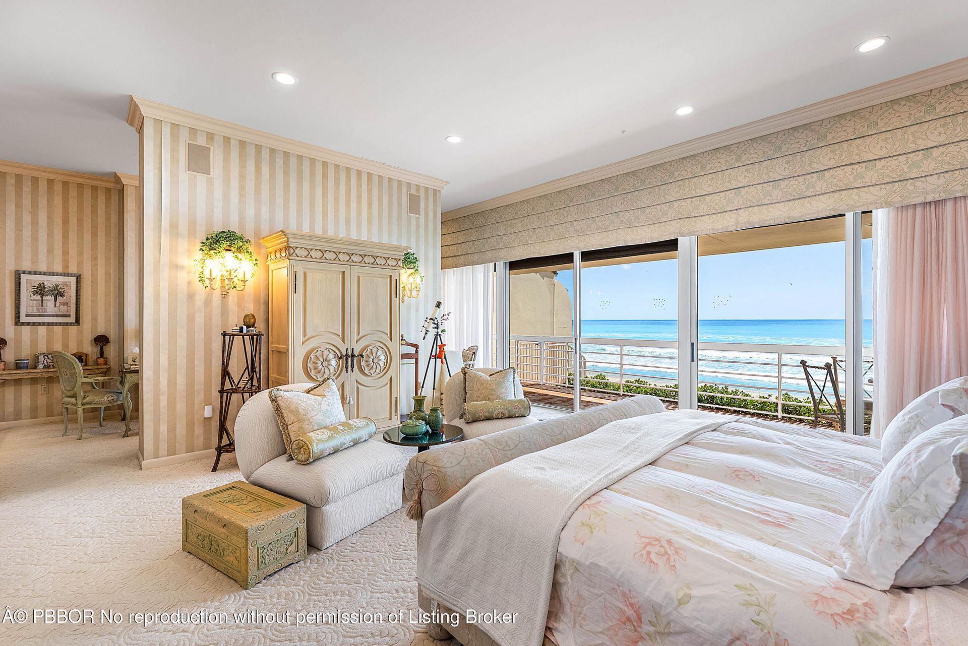 13 Sloans Curve Drive, Unit 13, Palm Beach, FL 33480 Photo