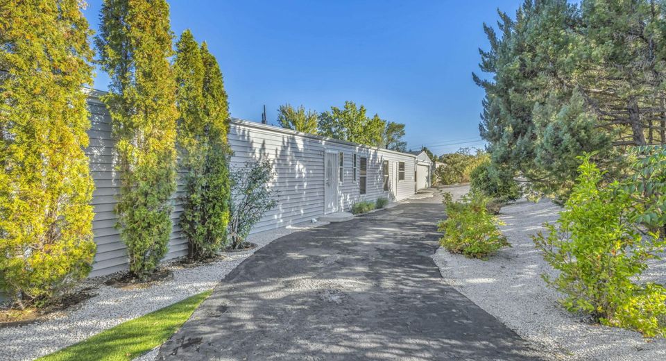 4660 W Leonesio Drive, Sun Valley, NV 89433 Photo