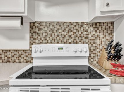 4660 W Leonesio Drive, Sun Valley, NV 89433 Photo
