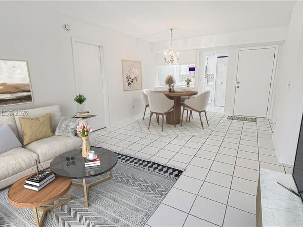 905 NE 209th St , Unit 104-30, Miami, FL 33179