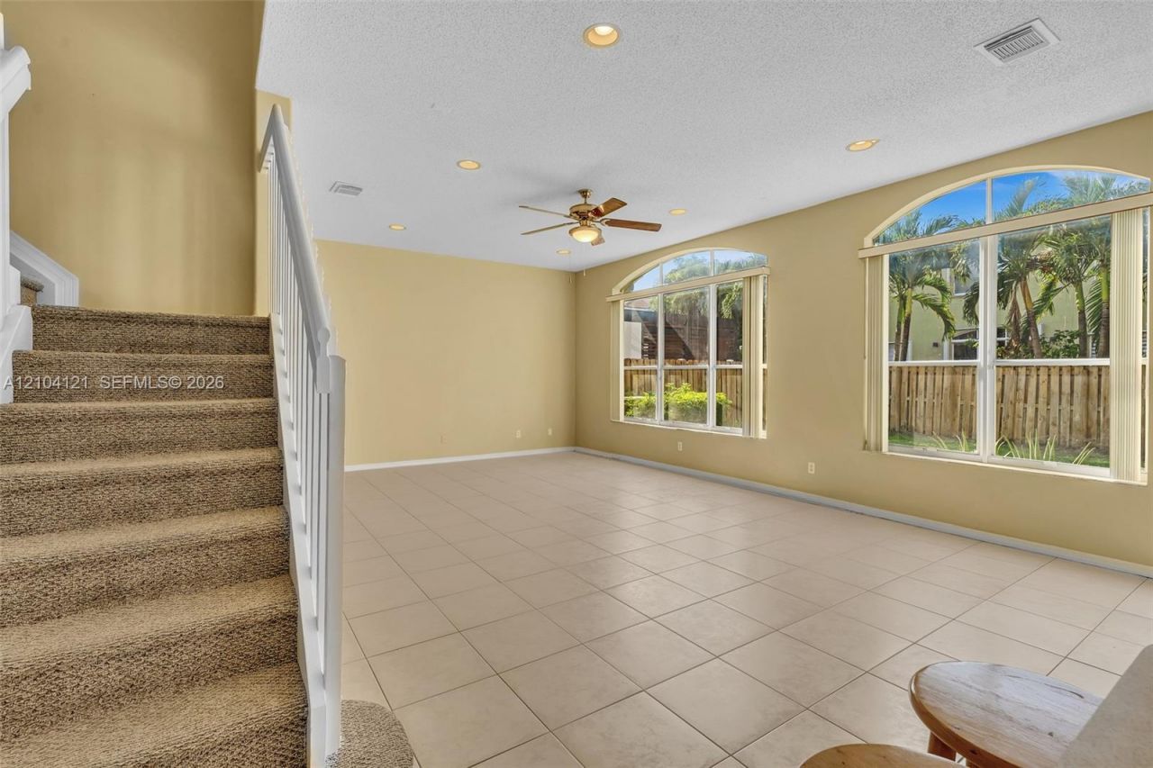 7792 NW 18th St , Pembroke Pines, FL 33024 Photo