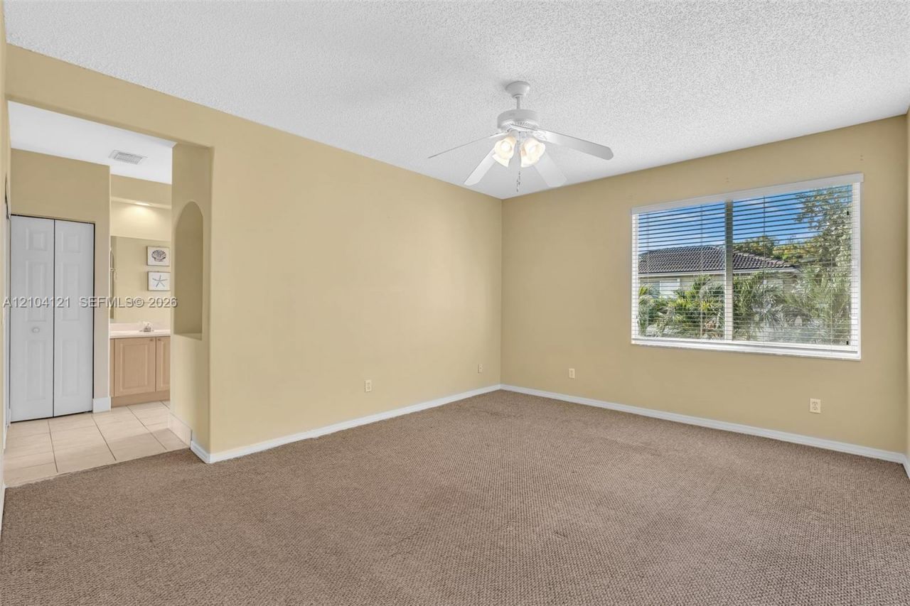 7792 NW 18th St , Pembroke Pines, FL 33024 Photo