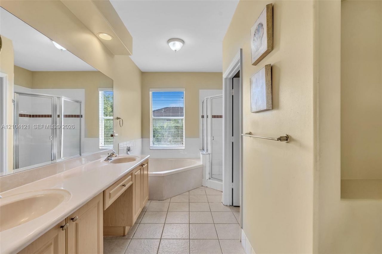 7792 NW 18th St , Pembroke Pines, FL 33024 Photo