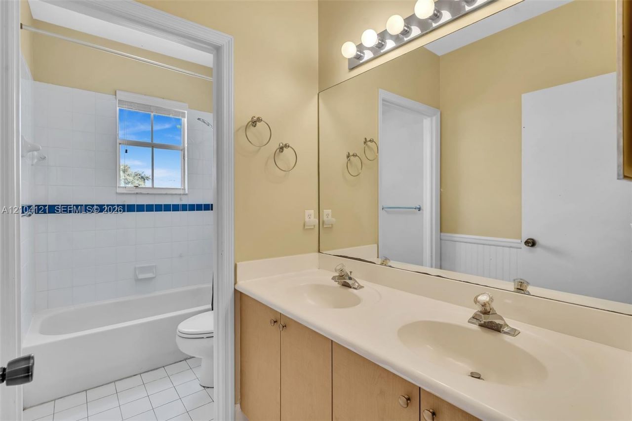 7792 NW 18th St , Pembroke Pines, FL 33024 Photo